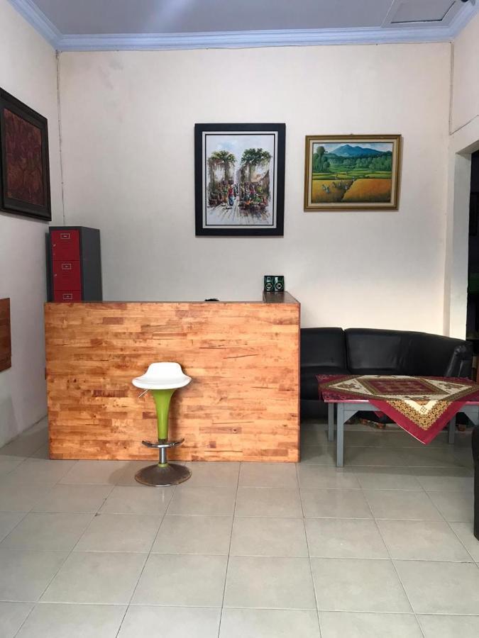 Waringin Residence Medan Bagian luar foto