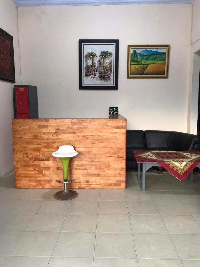 Waringin Residence Medan Bagian luar foto